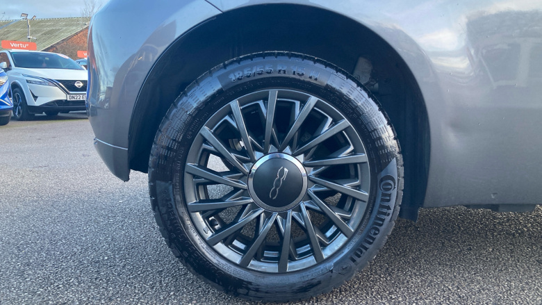 Fiat 500 1.0 Mild Hybrid Dolcevita [Part Leather] 3dr Petrol Hatchback